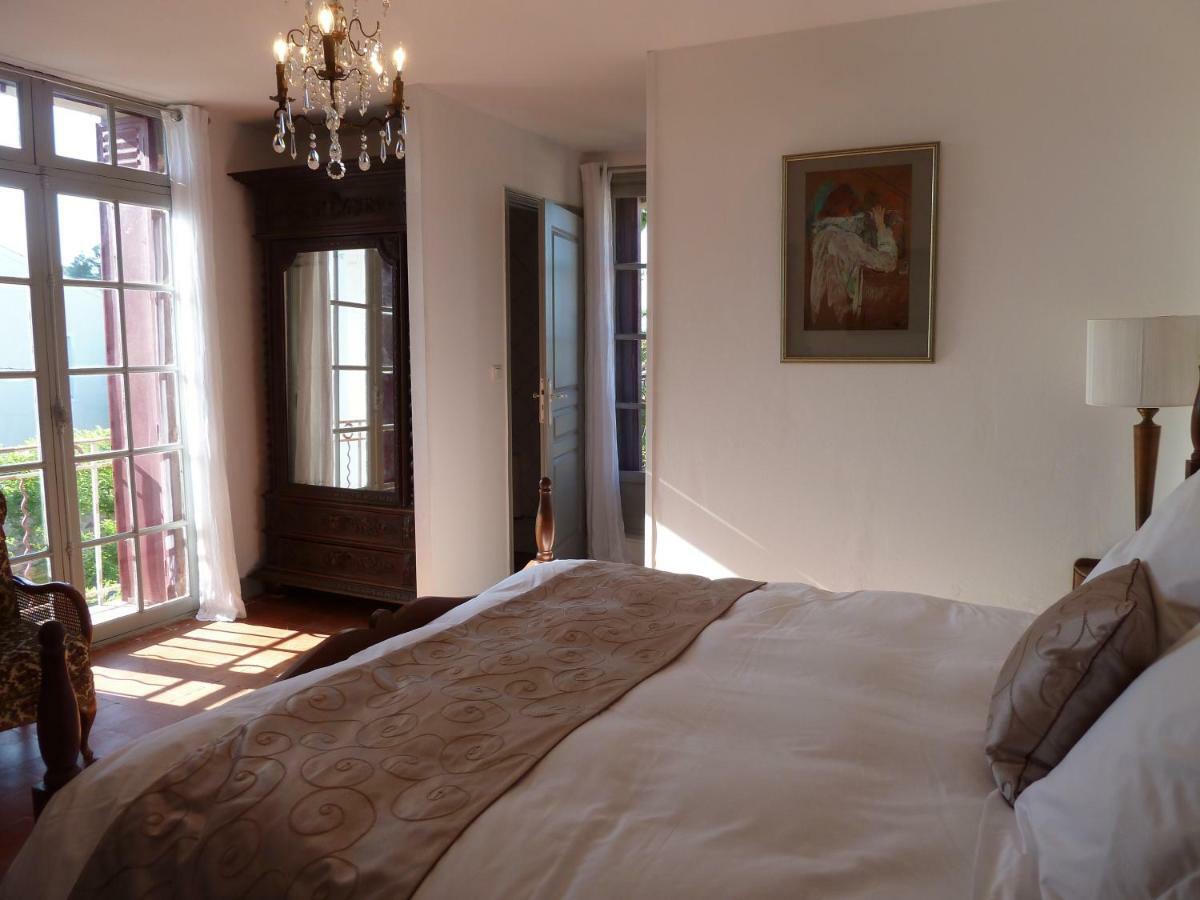 Maison Butterfly Bed and Breakfast Puissalicon Exteriör bild